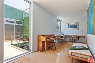 Single Family Residence, 725 Superba ave, Venice, CA 90291 - 17