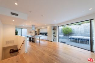 , 8465 Franklin ave, West Hollywood , CA 90069 - 7