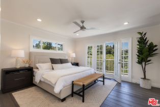 Single Family Residence, 3819 Sunswept dr, Studio City, CA 91604 - 11