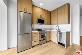 Condominium, 999 Doheny dr, West Hollywood , CA 90069 - 9