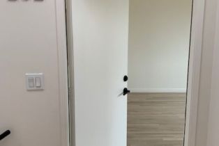 , 914 Fairfax ave, West Hollywood , CA 90046 - 3