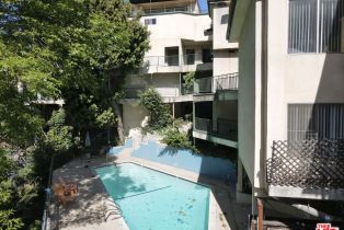 Residential Income, 11975 Laurelwood dr, Studio City, CA 91604 - 6