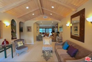 , 4930 Garden Grove ave, Tarzana, CA 91356 - 3