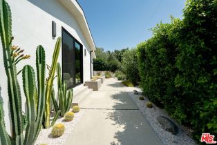 Single Family Residence, 20226 Lorenzana dr, Woodland Hills, CA 91364 - 32