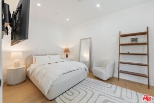 Single Family Residence, 20226 Lorenzana dr, Woodland Hills, CA 91364 - 36