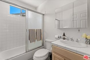 Single Family Residence, 4051 Cartwright ave, Studio City, CA 91604 - 20