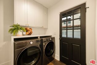 Single Family Residence, 820 Glenmont ave, Westwood, CA 90024 - 24