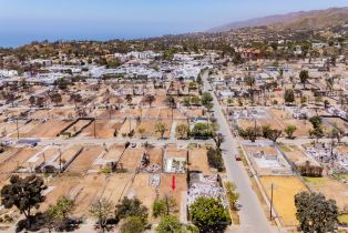 , 1055 Hartzell st, Pacific Palisades, CA 90272 - 4