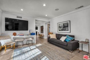 , 751 Westholme ave, Westwood, CA 90024 - 9