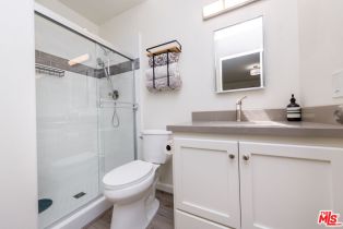 Single Family Residence, 5735 Lake Lindero dr, Agoura Hills, CA 91301 - 6