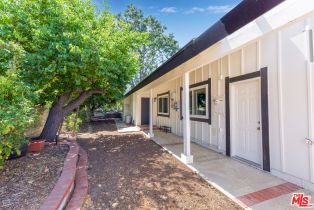 Single Family Residence, 5735 Lake Lindero dr, Agoura Hills, CA 91301 - 11