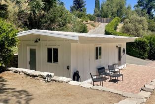 , 3 Ambar dr, Woodland Hills, CA 91364 - 2