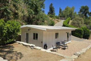 , 3 Ambar dr, Woodland Hills, CA 91364 - 3