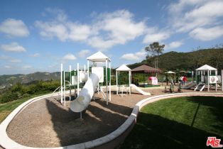 , 1588 Chastain pkwy, Pacific Palisades, CA 90272 - 9