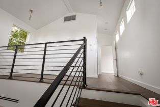 , 24042 Killion st, Woodland Hills, CA 91367 - 16