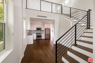 , 24042 Killion st, Woodland Hills, CA 91367 - 2