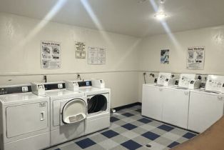 , 18530 Hatteras st, Tarzana, CA 91356 - 8