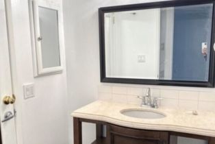 , 10205 Summertime ln, Culver City, CA 90230 - 6