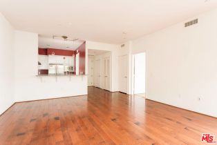 Condominium, 4050 Glencoe ave, Marina Del Rey, CA 90292 - 5