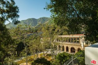 , 17941 Tramonto dr, Pacific Palisades, CA 90272 - 4