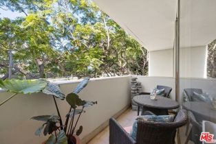 , 2220 Avenue Of The Stars, Westwood, CA 90067 - 2