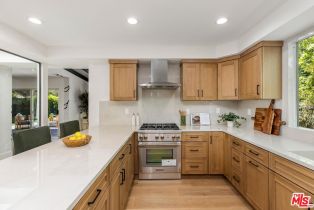 Single Family Residence, 11518 Dona Dorotea dr, Studio City, CA 91604 - 11