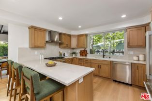 Single Family Residence, 11518 Dona Dorotea dr, Studio City, CA 91604 - 10