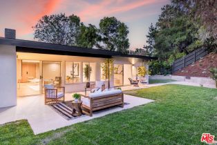 Single Family Residence, 11518 Dona Dorotea dr, Studio City, CA 91604 - 32