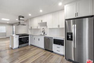 Residential Income, 125 16th st, Huntington Beach, CA 92648 - 7