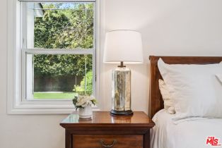 Single Family Residence, 14741 Killion st, Sherman Oaks, CA 91411 - 12