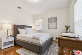 Single Family Residence, 14741 Killion st, Sherman Oaks, CA 91411 - 7