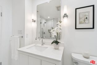 Single Family Residence, 14741 Killion st, Sherman Oaks, CA 91411 - 9