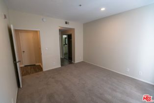 Residential Income, 16070 Sunset blvd, Pacific Palisades, CA 90272 - 4