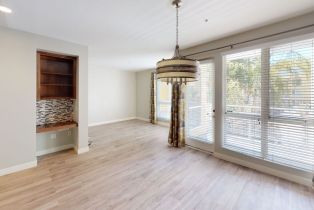 , 21301 Erwin st, Woodland Hills, CA 91367 - 2