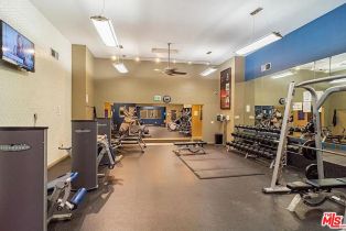 , 5565 Canoga ave, Woodland Hills, CA 91367 - 19