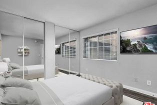 , 5565 Canoga ave, Woodland Hills, CA 91367 - 9