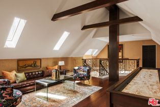 Single Family Residence, 3901 Longridge ave, Sherman Oaks, CA 91423 - 20