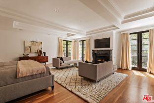 Single Family Residence, 3901 Longridge ave, Sherman Oaks, CA 91423 - 14