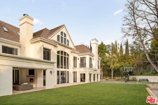 Single Family Residence, 3901 Longridge ave, Sherman Oaks, CA 91423 - 28