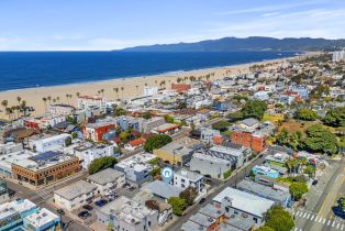 Residential Income, 1411 Innes pl, Venice, CA 90291 - 15