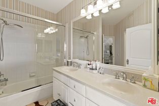 , 3900 Hilton Head way, Tarzana, CA 91356 - 13