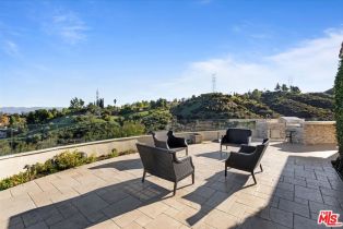 , 3900 Hilton Head way, Tarzana, CA 91356 - 16