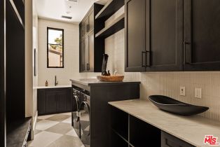 Single Family Residence, 26719 Mulholland hwy, Calabasas, CA 91302 - 26