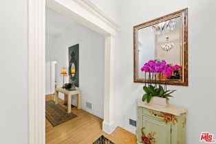 Single Family Residence, 9044 Elevado st, West Hollywood , CA 90069 - 5