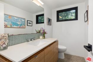 , 832 Superba ave, Venice, CA 90291 - 17