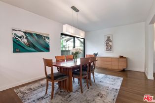 , 832 Superba ave, Venice, CA 90291 - 6