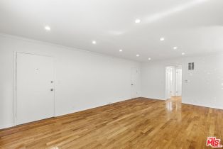 , 8219 Norton ave, West Hollywood , CA 90046 - 3