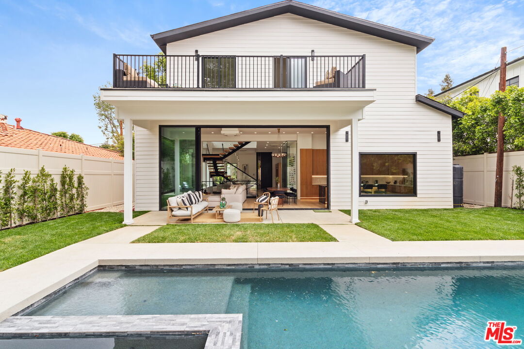 Single Family Residence, 4535 Haskell ave, Encino, CA 91436 - 1