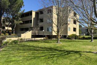 Condominium, 1453 Neotomas Ave #104, Santa Rosa, CA  Santa Rosa, CA 95405
