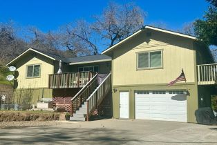 Single Family Residence, 122 Sunnyhill Ln, Napa, CA  Napa, CA 94558
